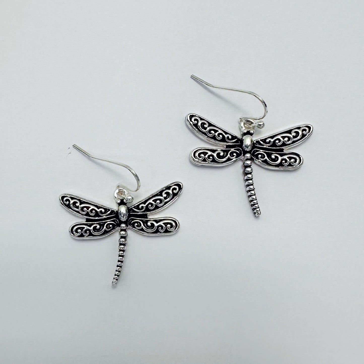E0987 AE7157 Filigree Design Animal Dragonfly Shape Drop Dangle Hook Earrings
