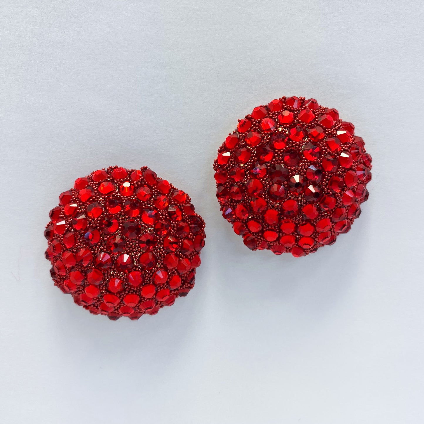 E0815 KE2354 RHINESTONES BUTTON STUD STYLE POST EARRINGS