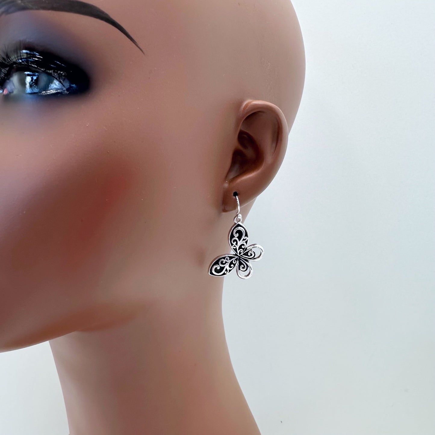 E0965 AE7156 Filigree Design Animal Butterfly Shape Drop Dangle Hook Earrings