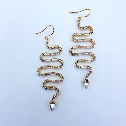 E1404 27063 Drop Dangle Hook Earrings
