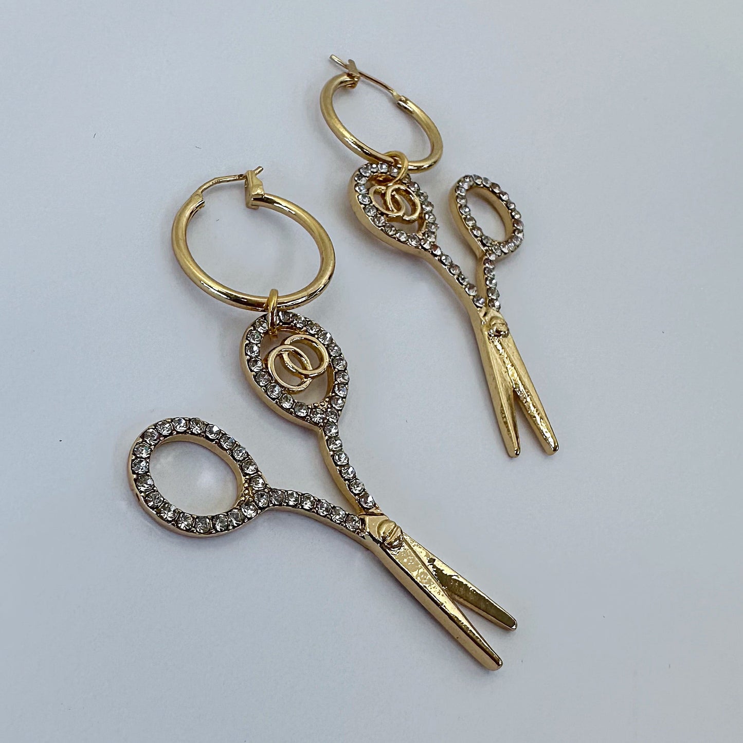 E1481 YE3467 Scissors Earrings