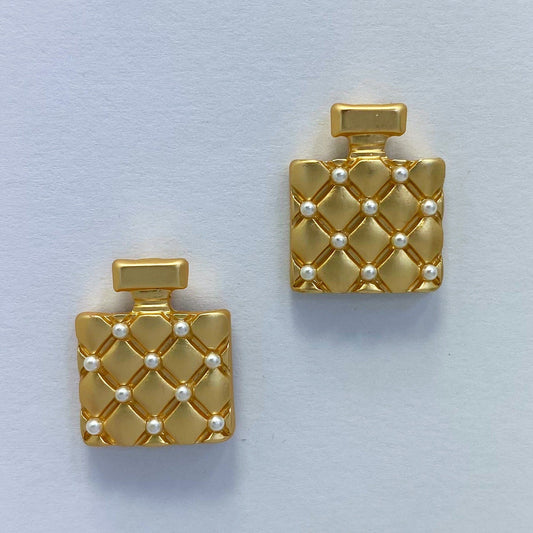 E1507 27852 Perfume Bottle Stud Earrings