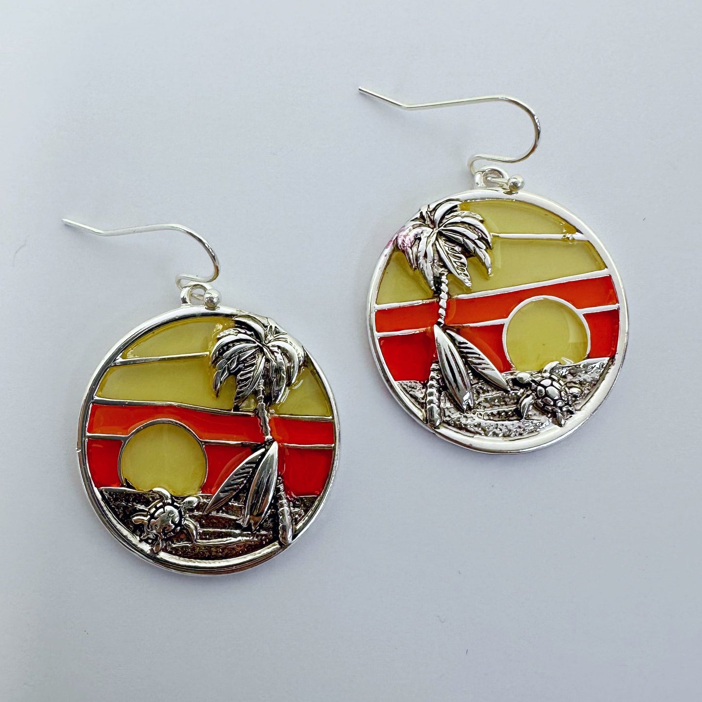 E0964 AE6972 Palm Tree Beach Sun Design Circle Shape Drop Dangle Hook Earrings