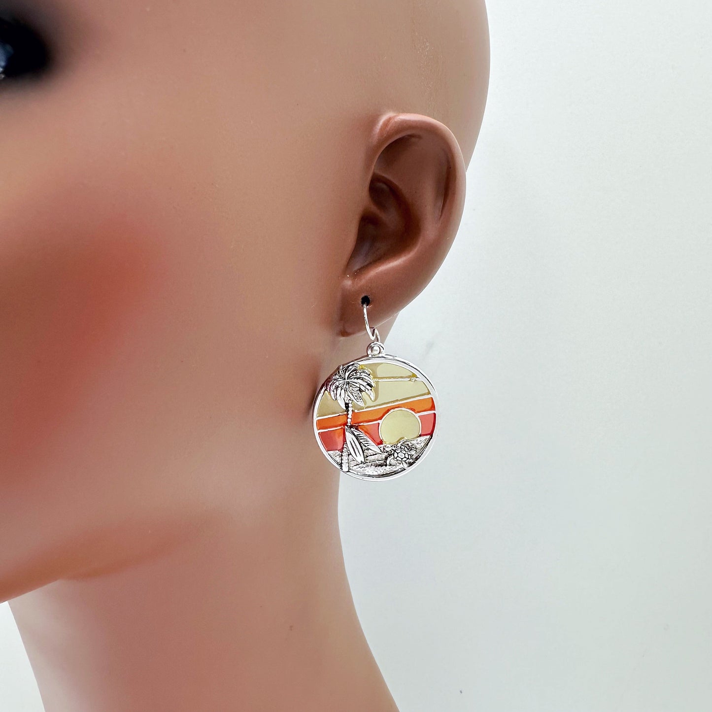 E0964 AE6972 Palm Tree Beach Sun Design Circle Shape Drop Dangle Hook Earrings