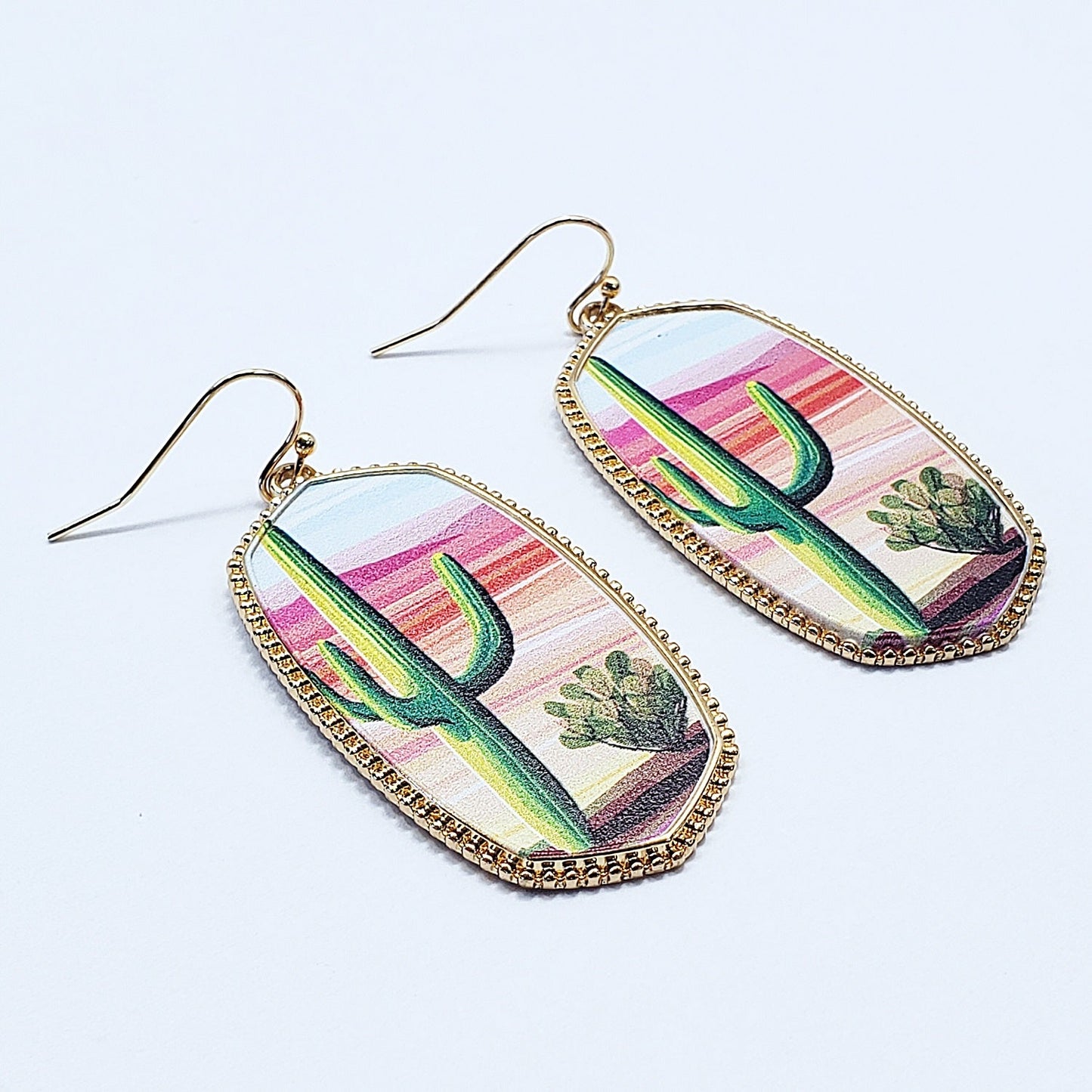 E1039 VER4417 Western Desert Cactus Design Oval Shape Drop Dangle Earrings