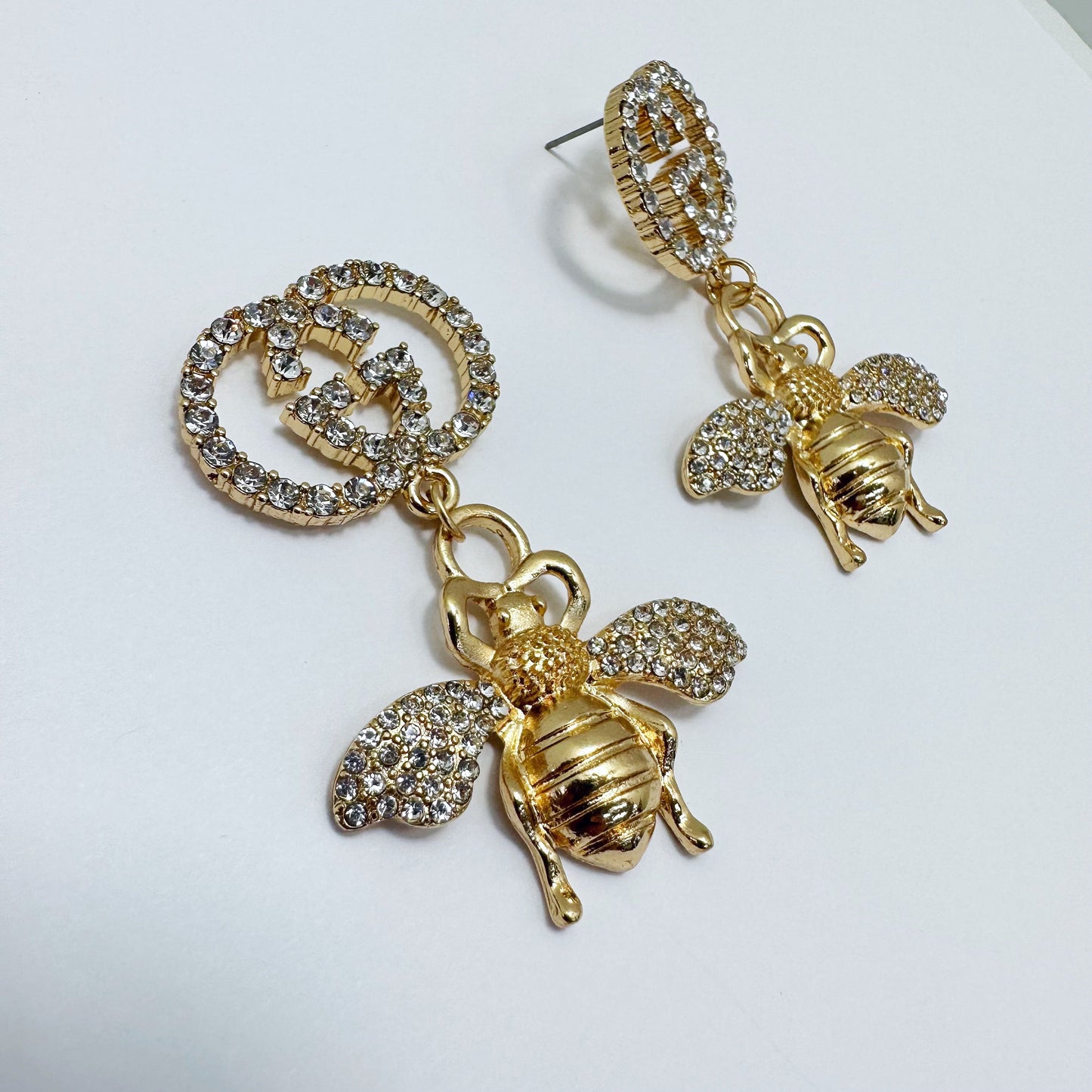 E0777 ME1657 Bee Design Drop Dangle Earrings