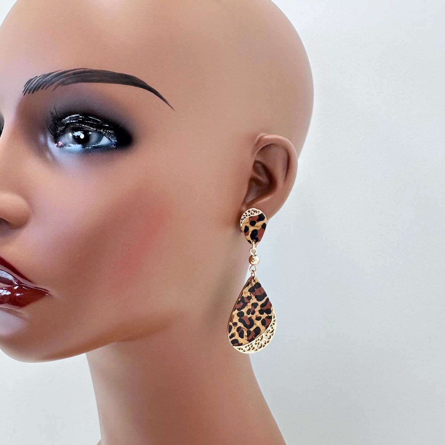 E0959 AE6202 Thin Cork Rough Teardrop Shape Drop Dangle Earrings