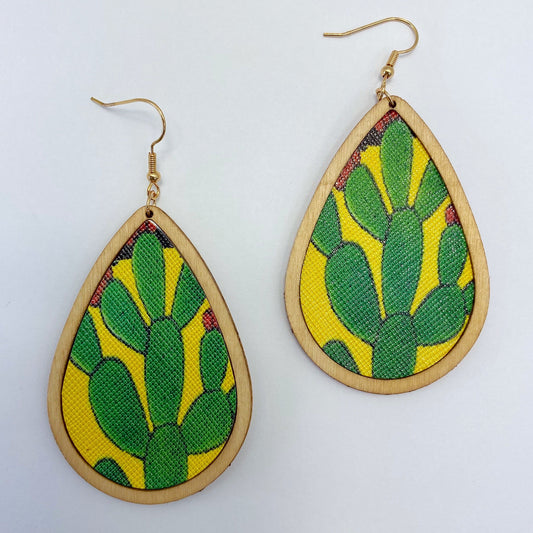 E1192 FER3064 Cactus Teardrop Shape Dangle Wooden Earrings