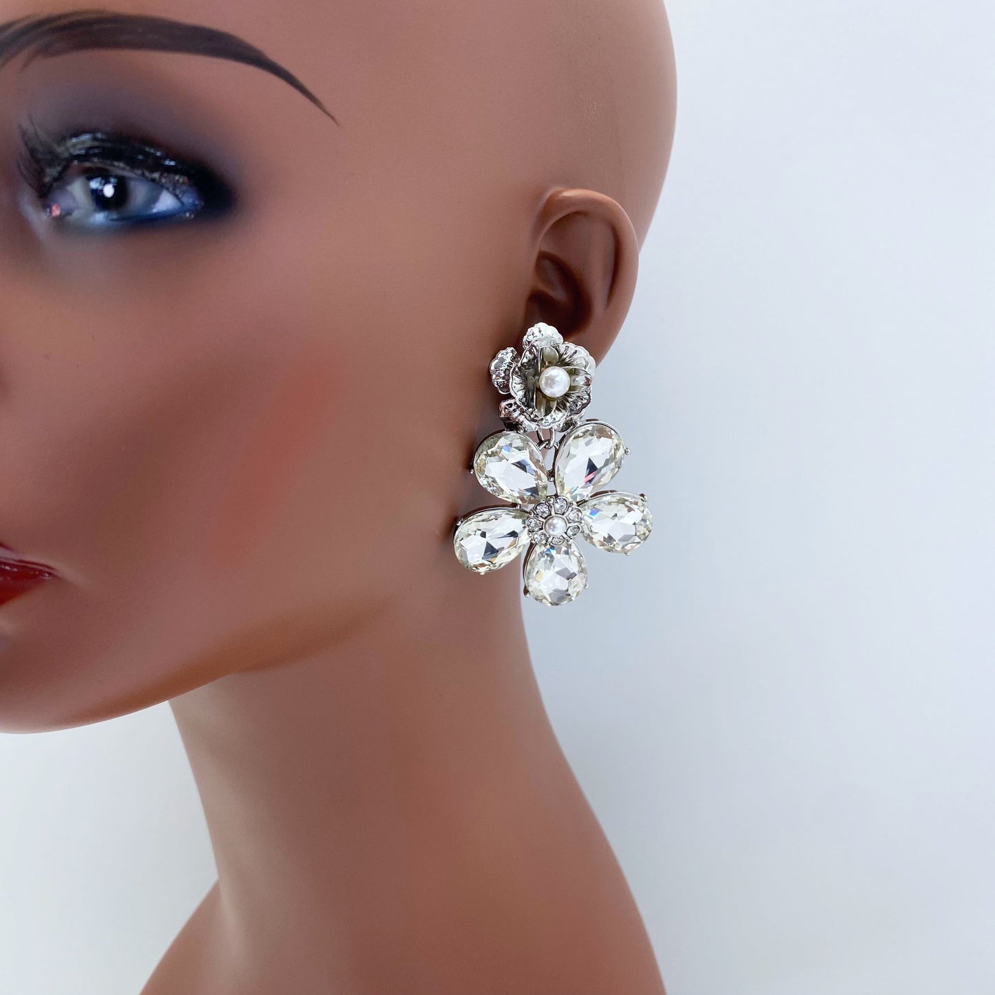 E1670 KE4058 Flower Dangle Earrings