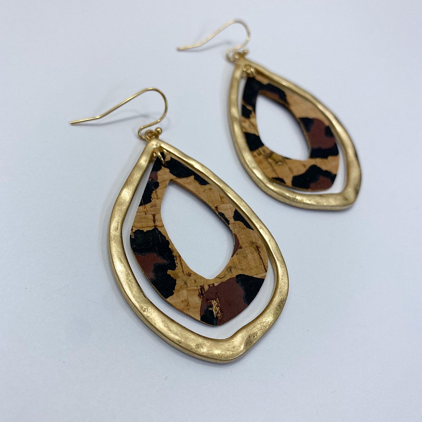 E0985 AE4114 Thin Cork Rough Teardrop Shape Drop Dangle Earrings