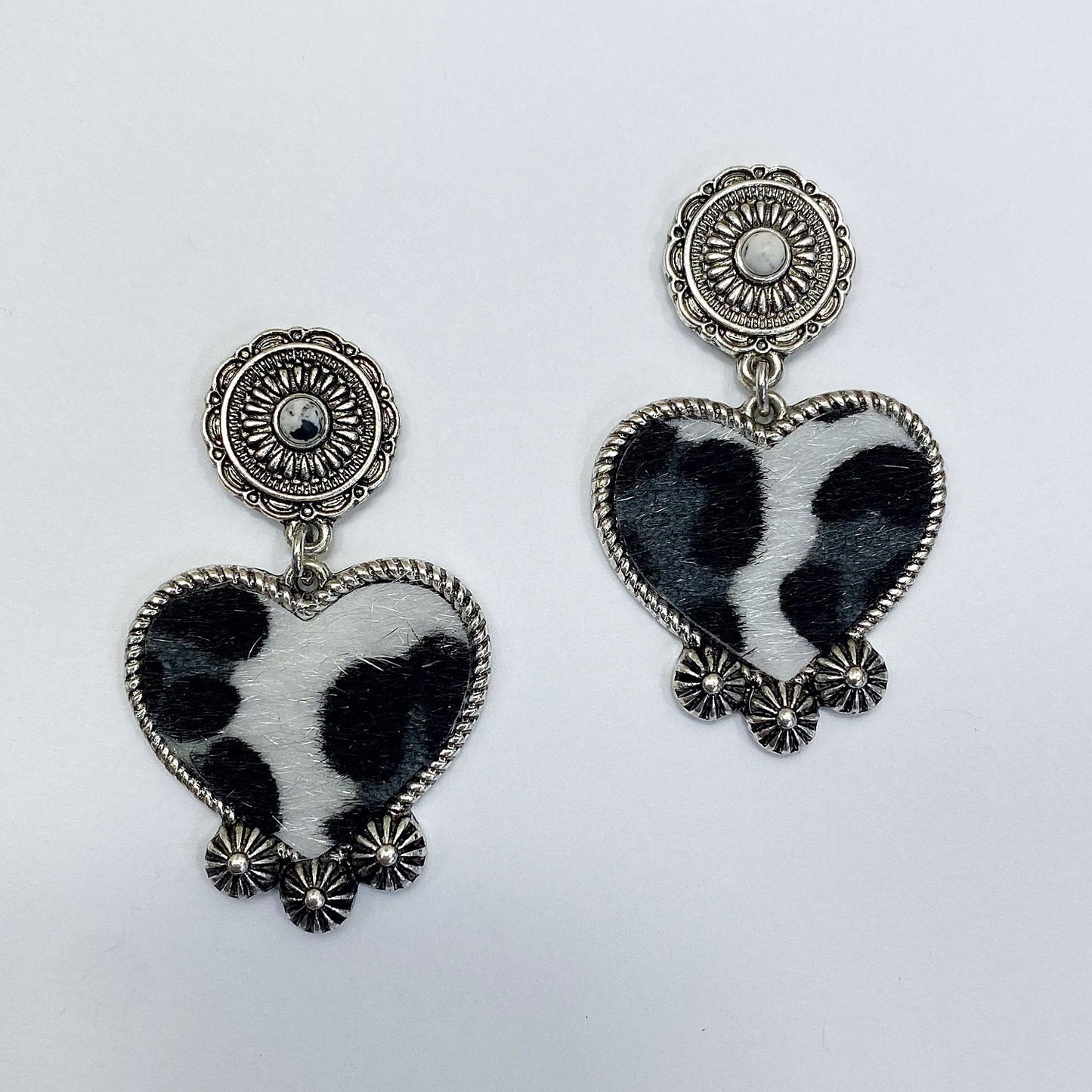 E0949 AE4107 Animal Leopard Pattern Faux Fur Heart Love Shape Drop Dangle Post earrings