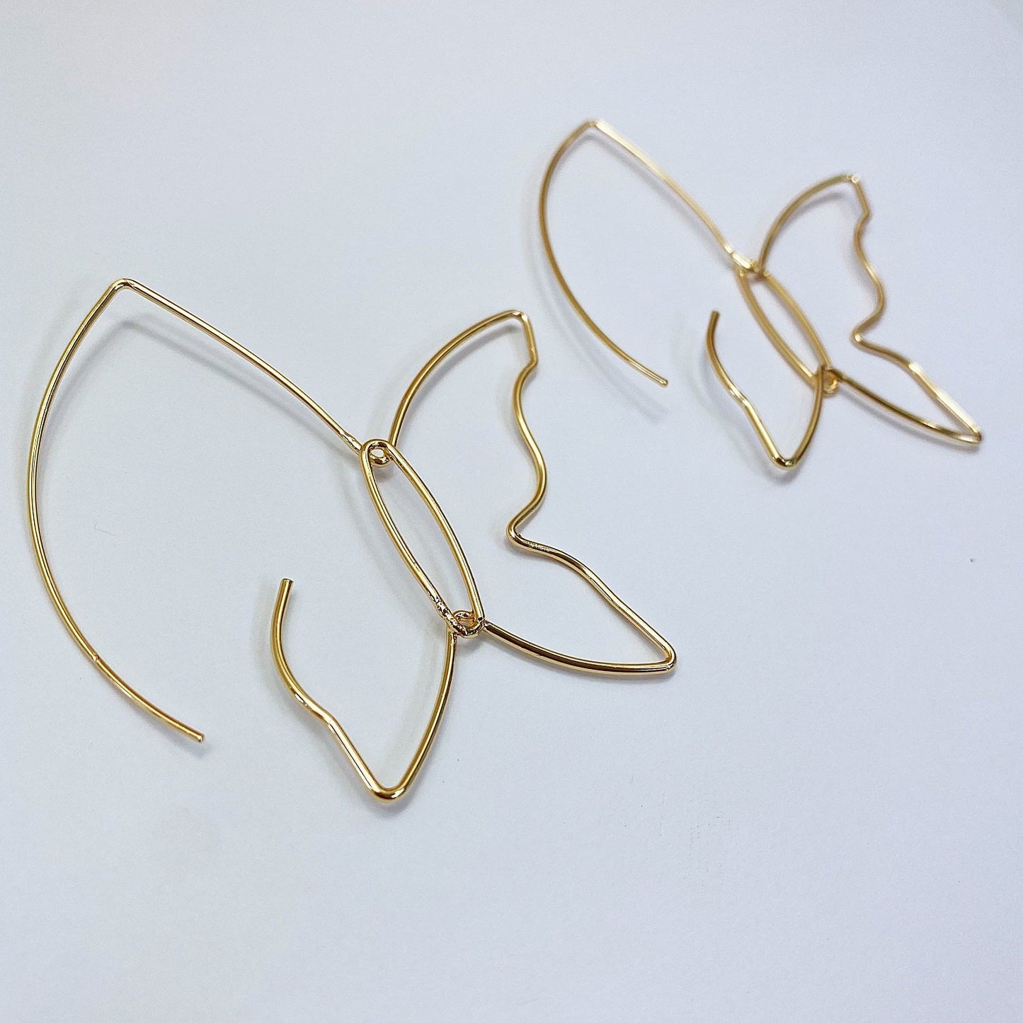 E1370 13 2965 Butterfly Drop Hook Earrings