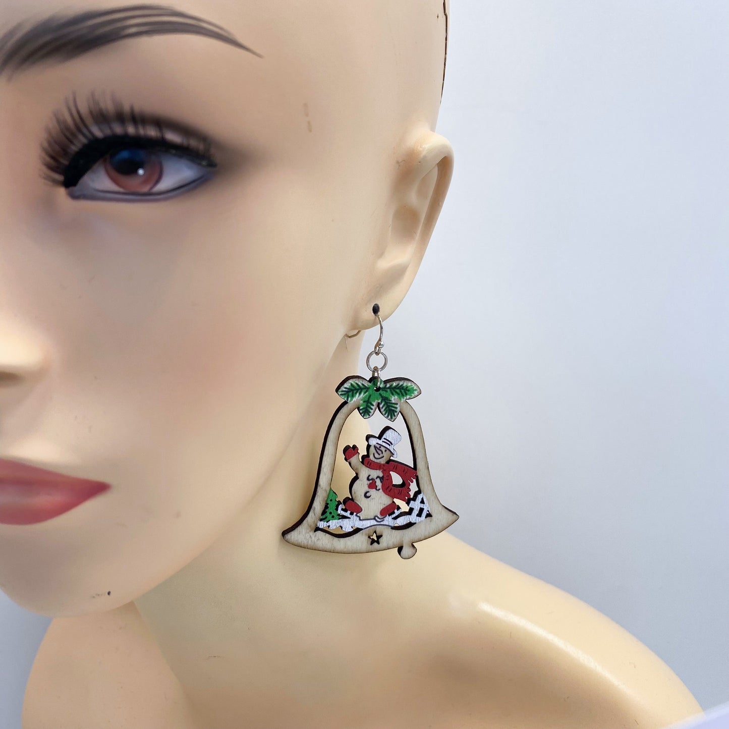 E1609 KE1311 Christmas Earrings