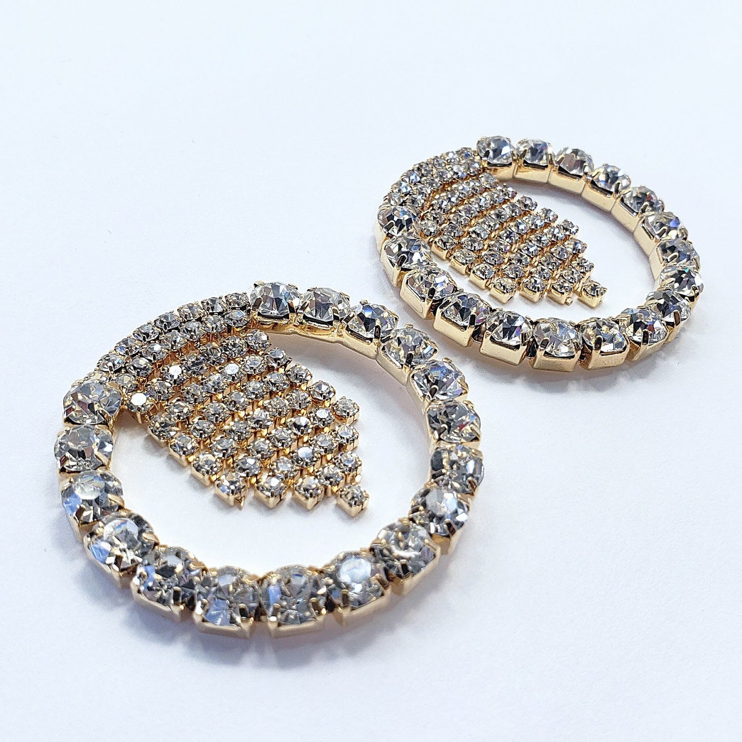 E1375 27547 Rhinestones Drop Post Earrings