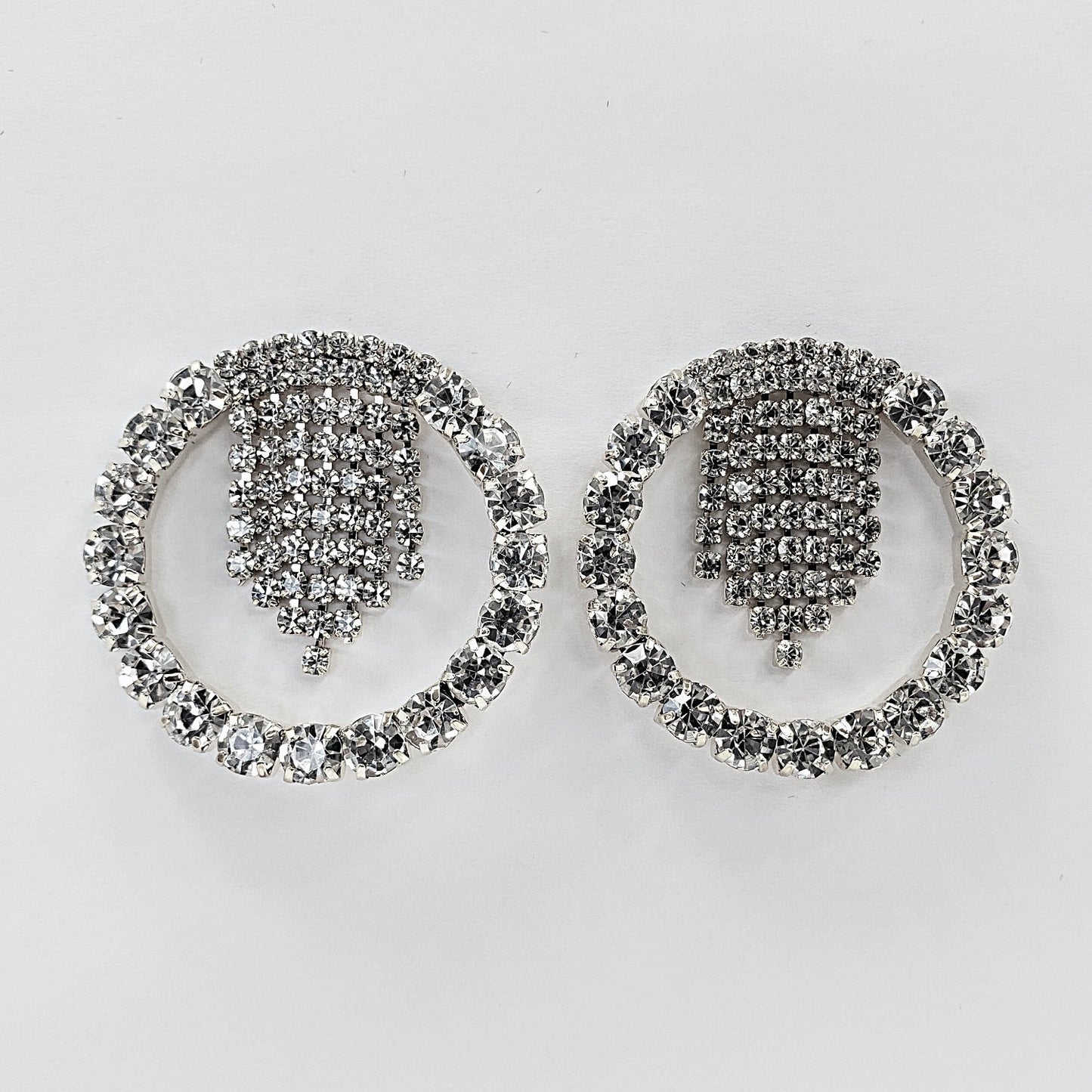 E1375 27547 Rhinestones Drop Post Earrings