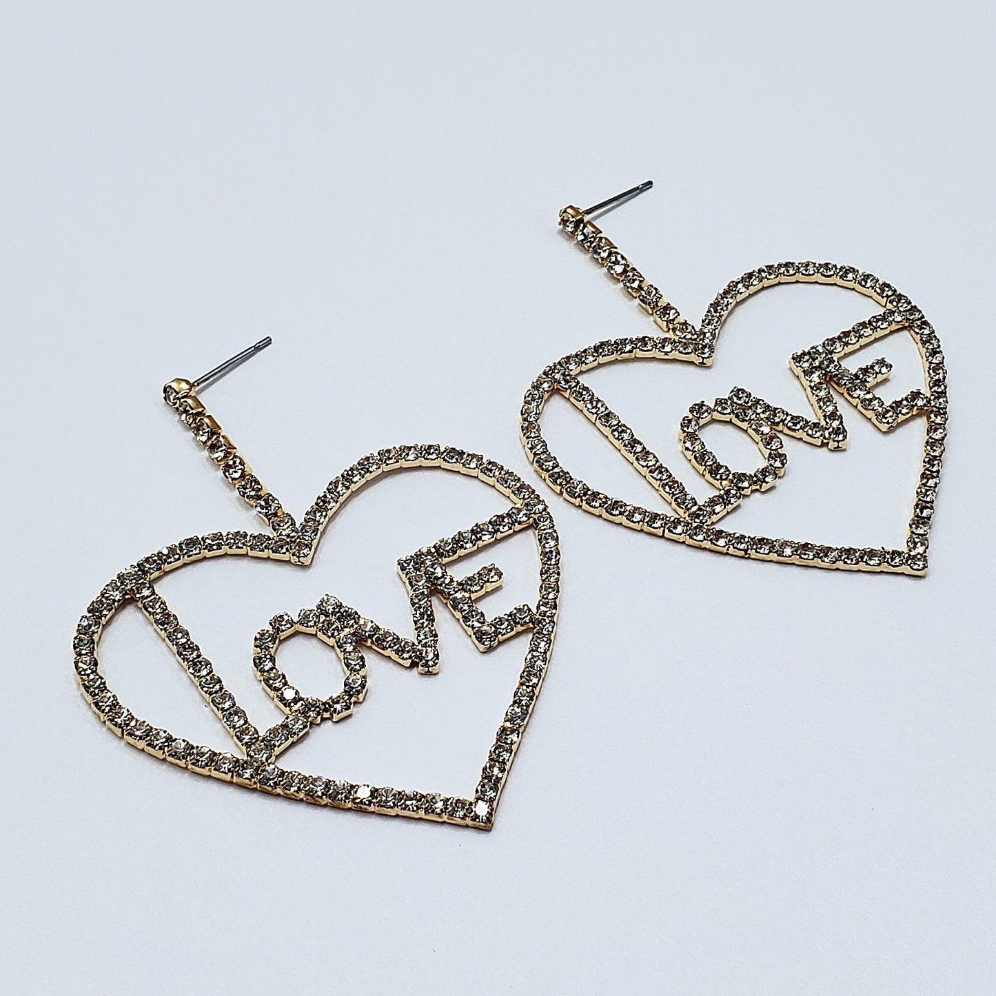 E1408 27004 LOVE Dangle Earrings