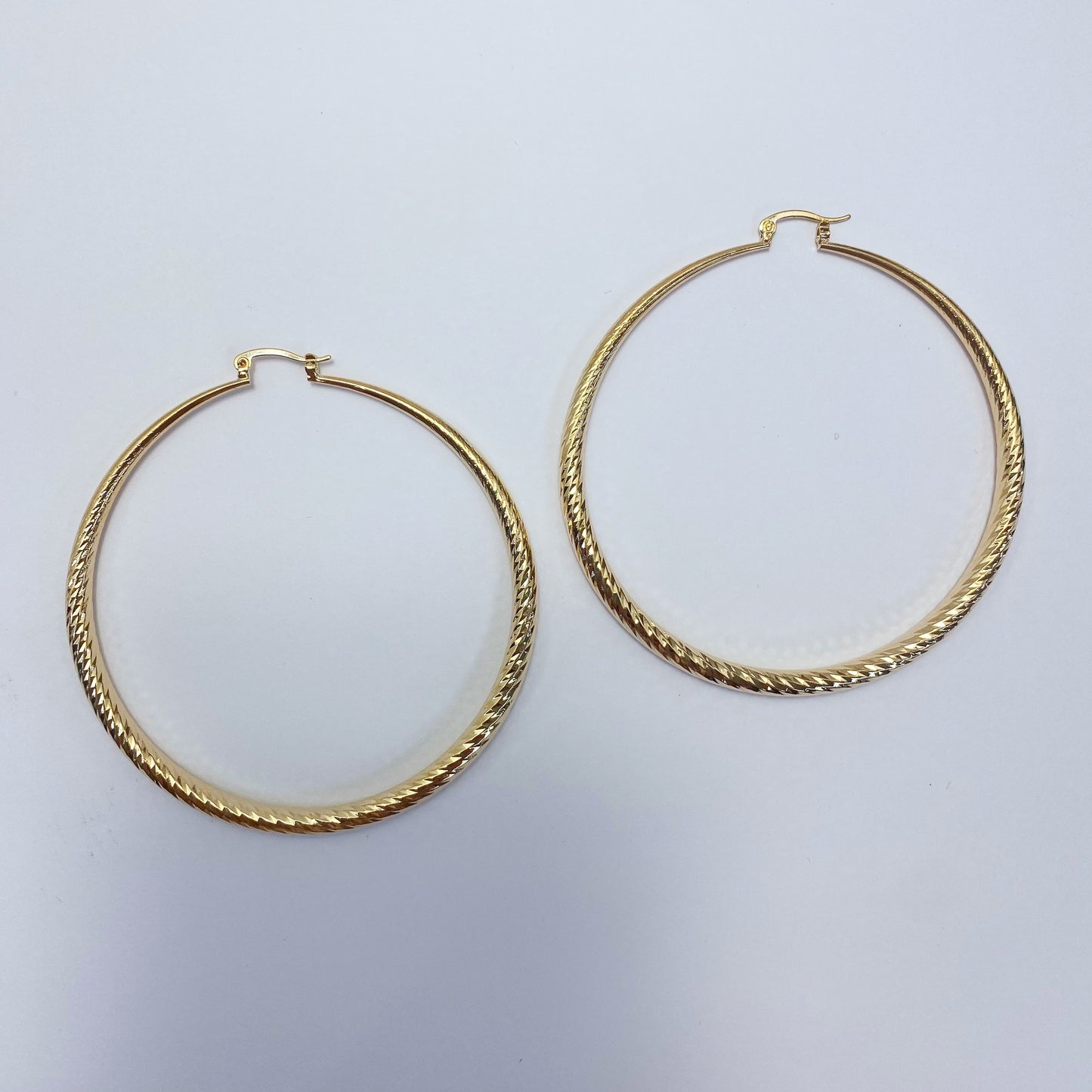 E0825 KE7302-80 Metal Hoop Earrings