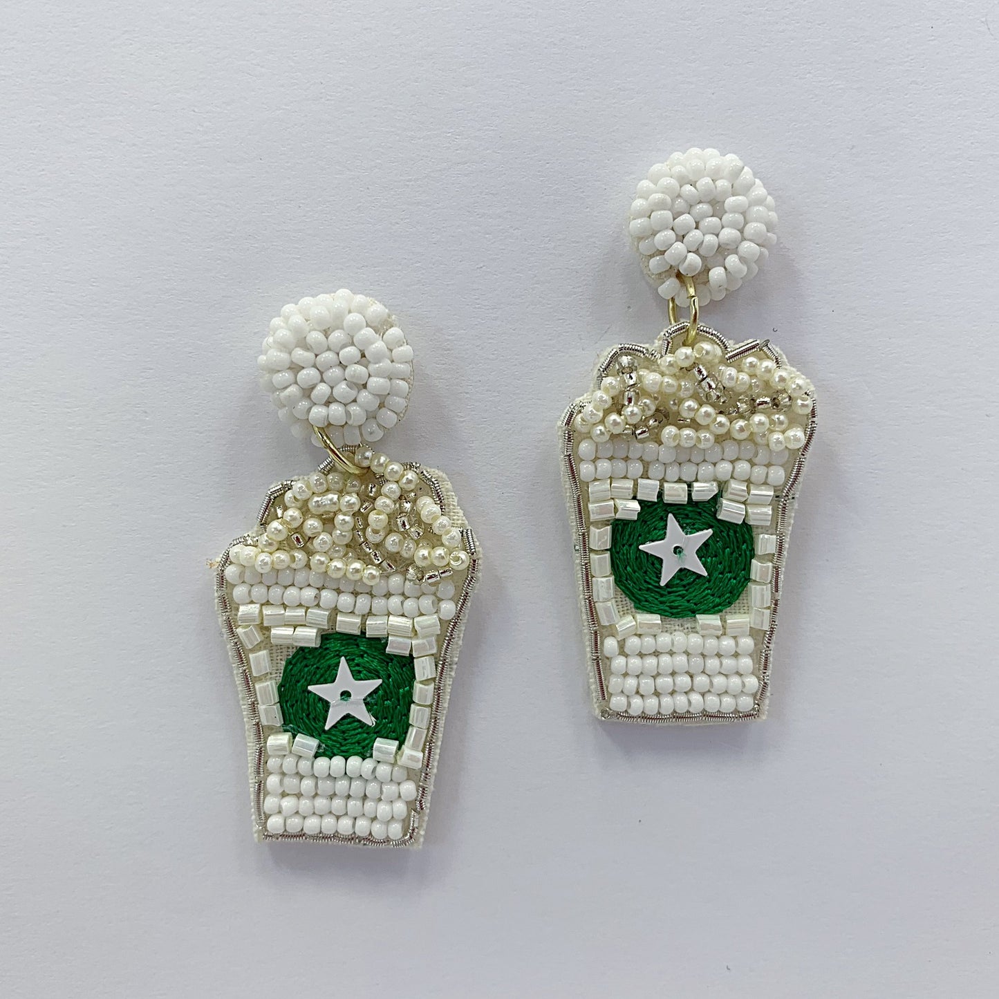E0859 13-4143 BEADS COFFEE CUP DROP DANGLE EARRINGS