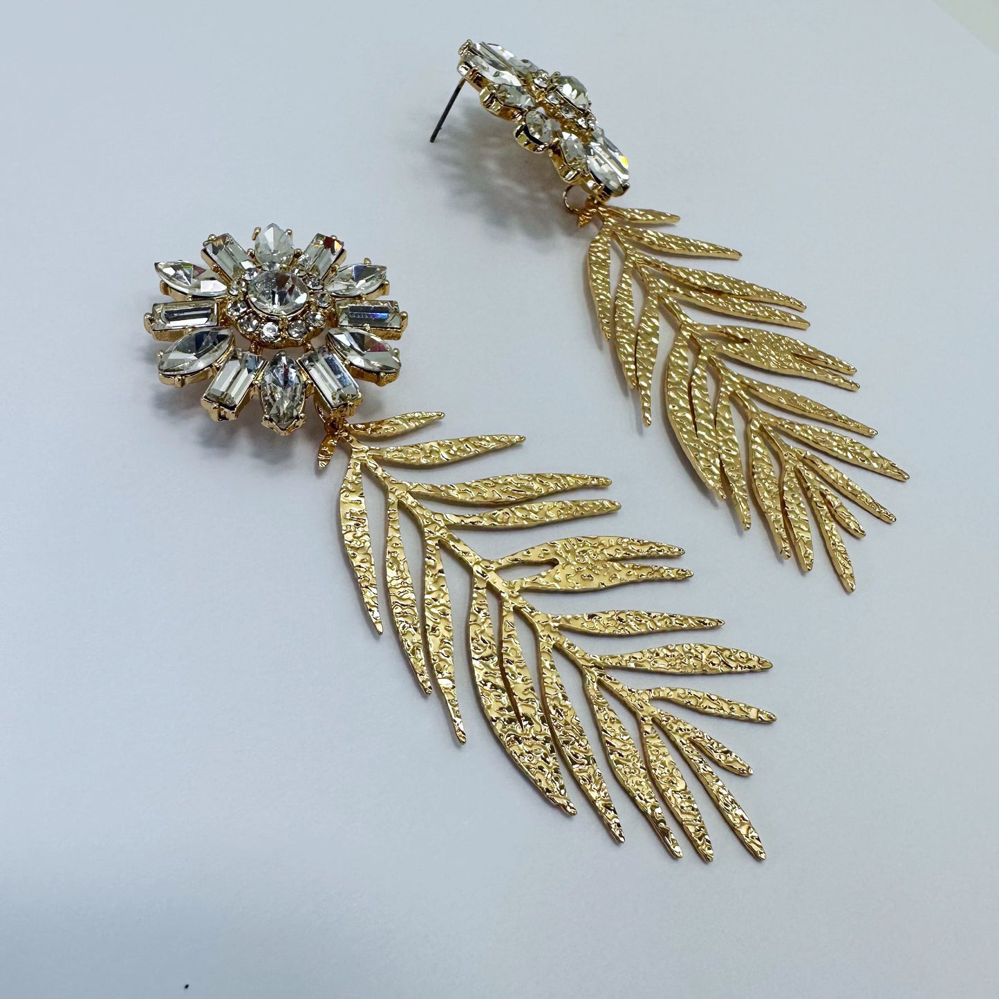 E0797 KE4243 Flower Leaf Design Drop Dangle Post Earrings