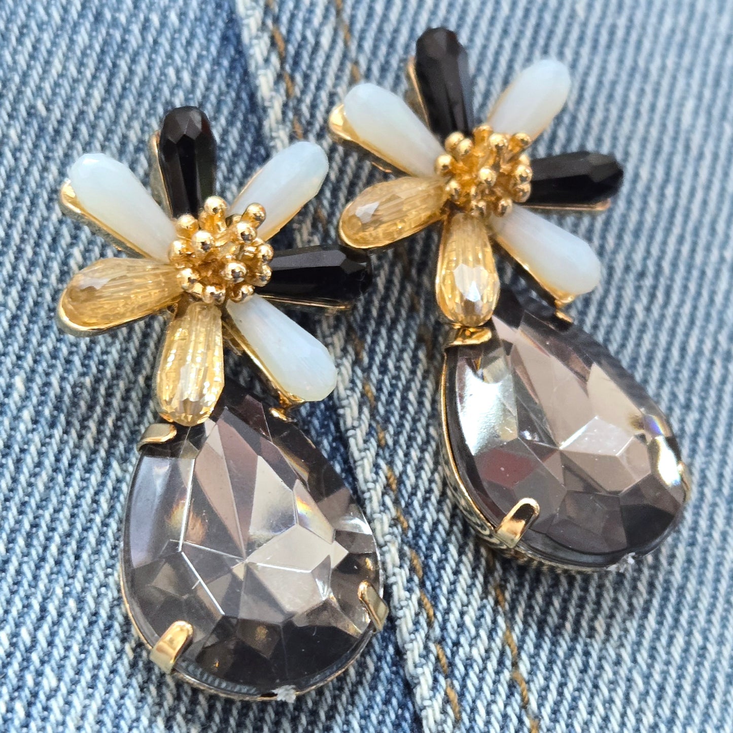 E1186 ELE2154 Flower Design Drop Dangle Earrings