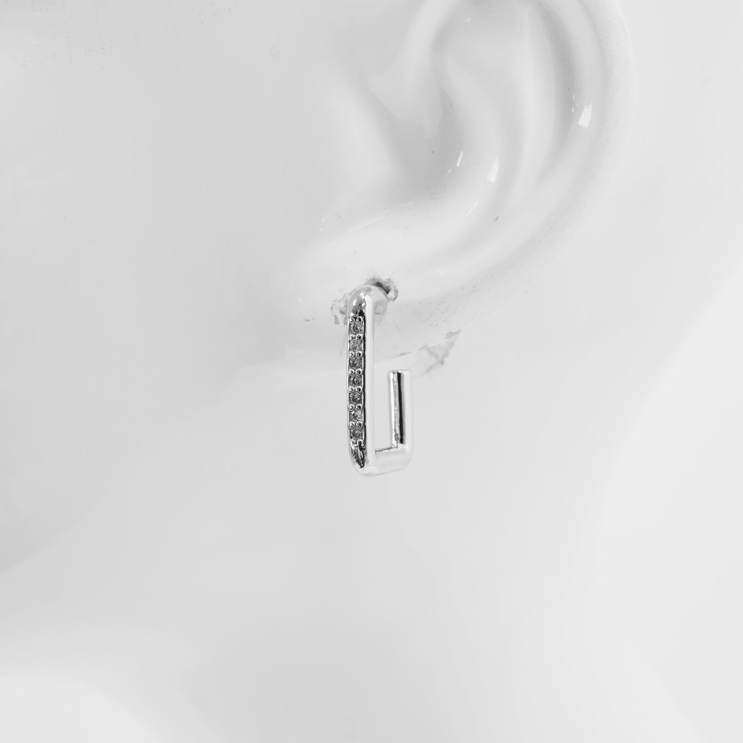 E SE10475