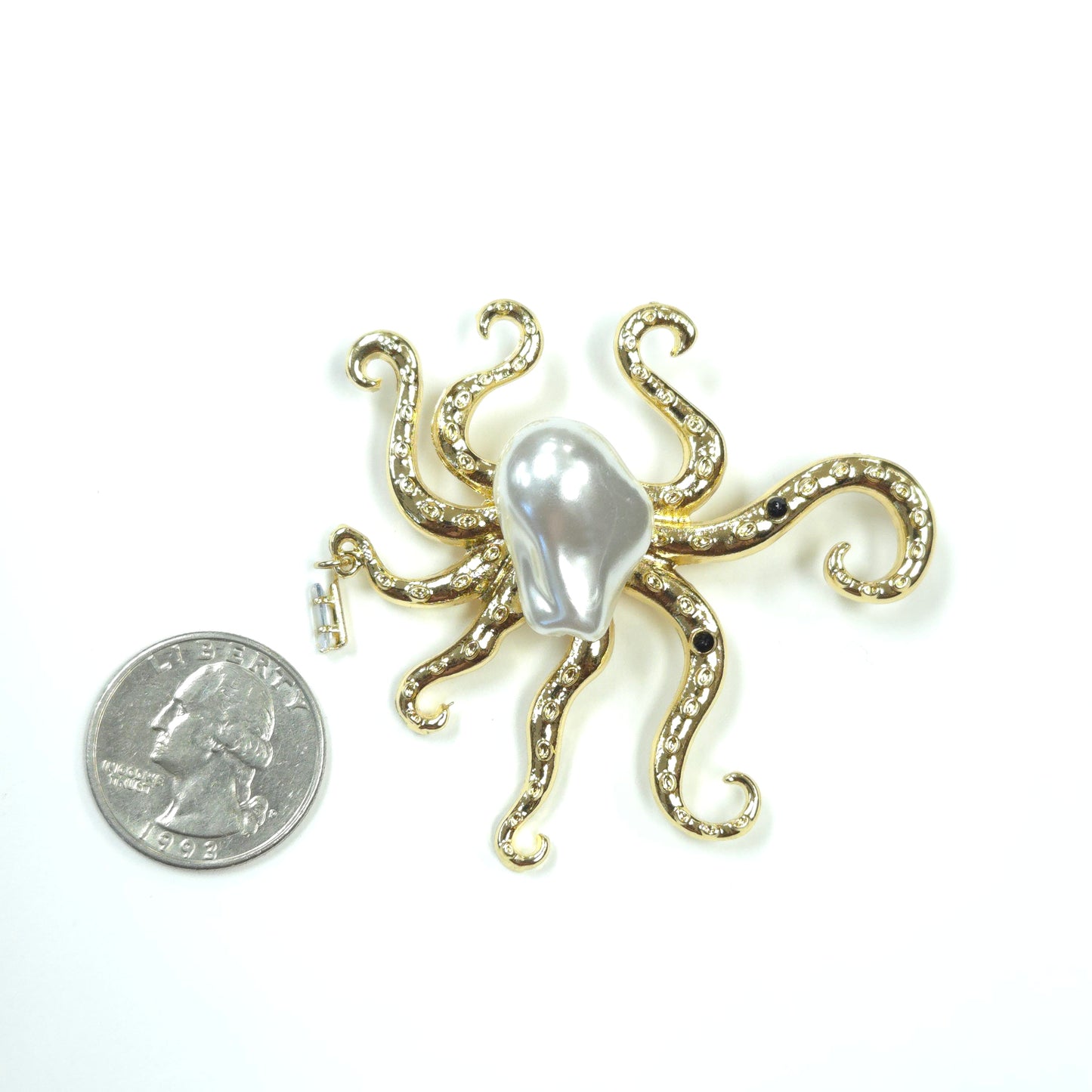 BR0237 GBR1217 Brooch