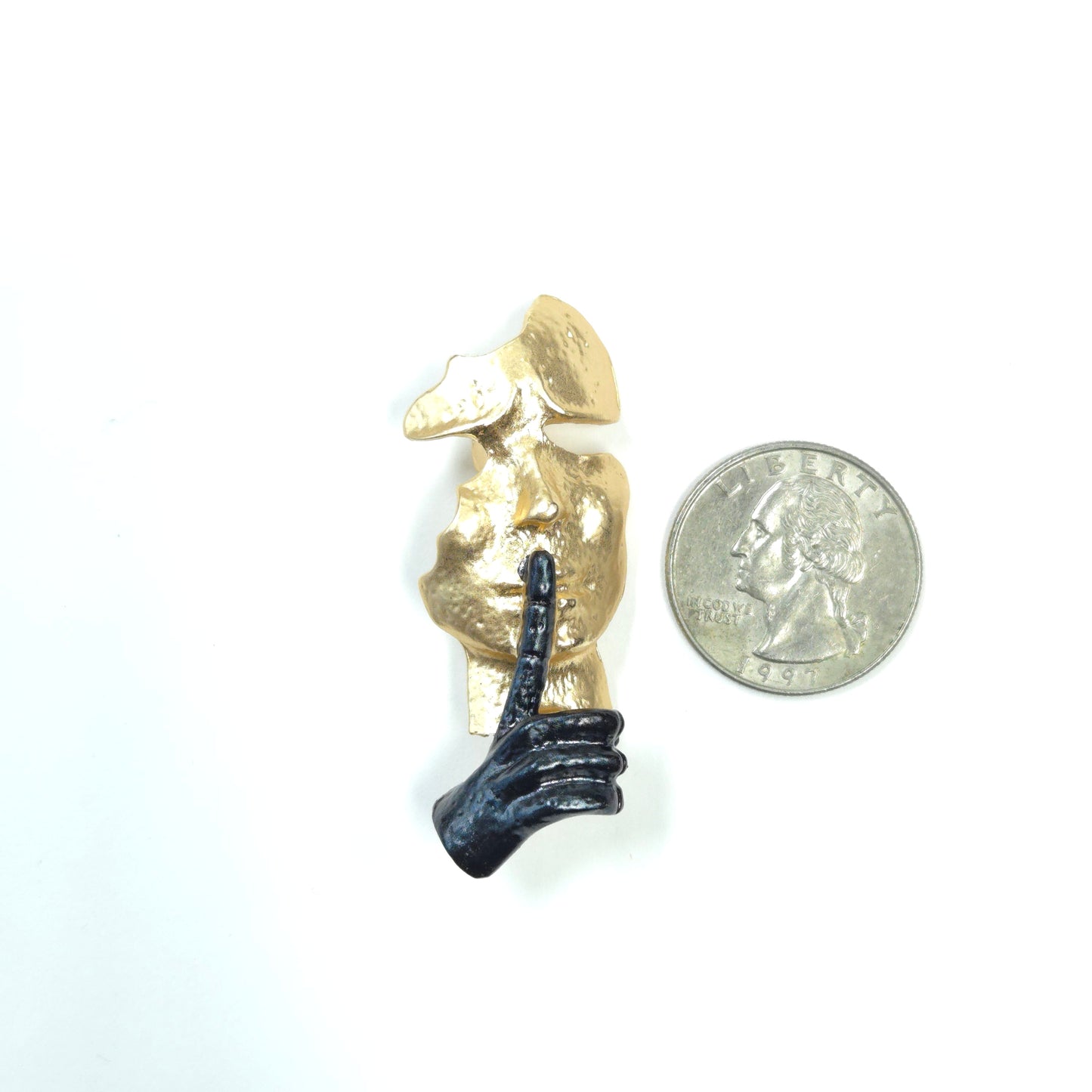 BR0238 GBR1218 Brooch