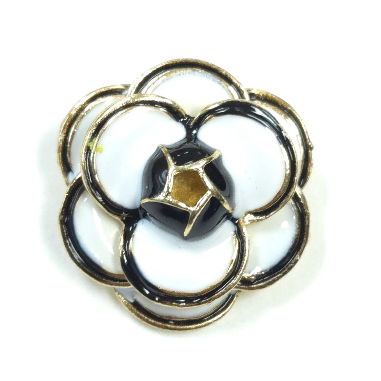 BR0243 |  Tiny Sculpted Floral Enamel Brooch | GBR1223