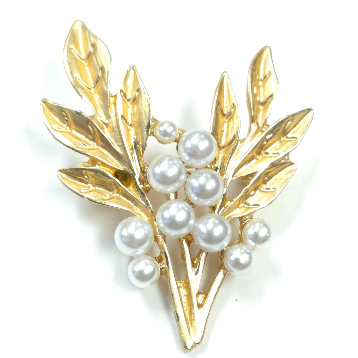 BR0252 | Pearl Leaf Brooch | GBR1232