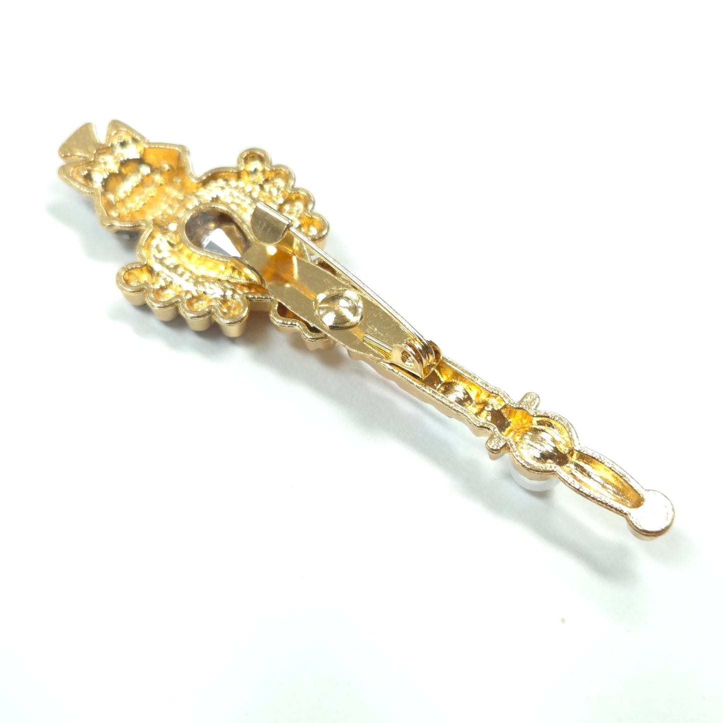 BR0255 GBR1235 Brooch