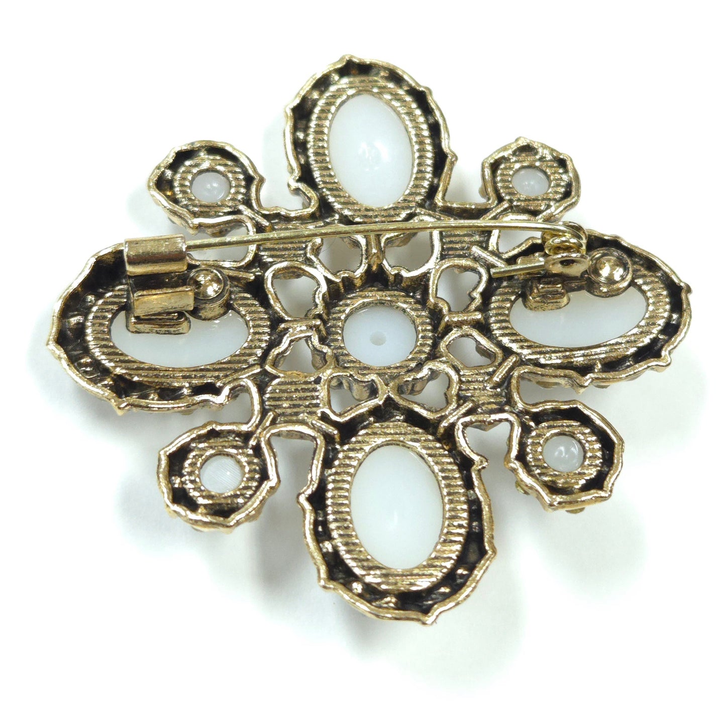 BR0270 GBR1250 Brooch