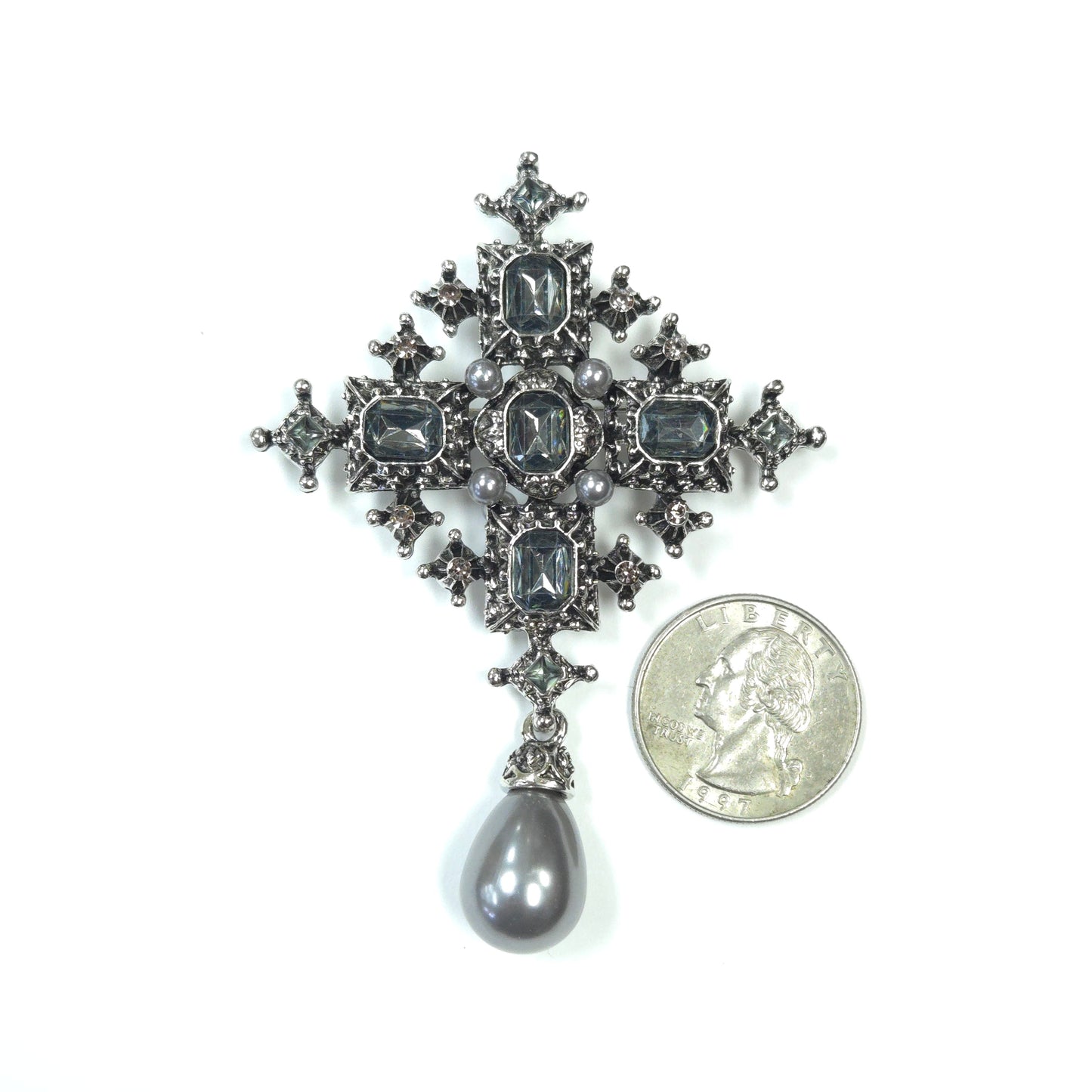 BR0276 GBR1256 Brooch