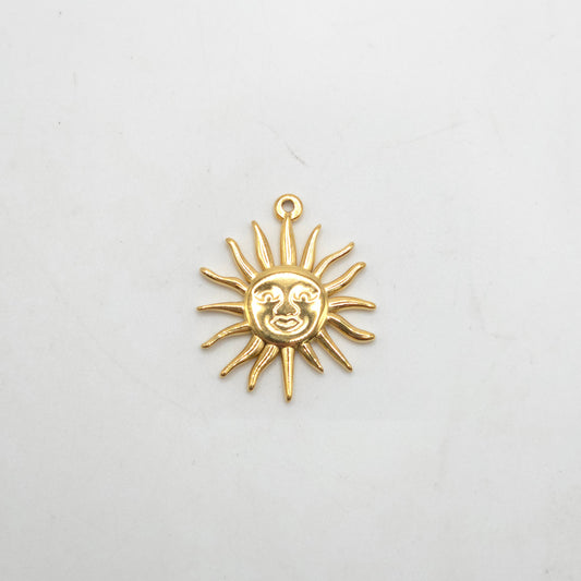 C0459 | Sunshine Face Charm | GC1111