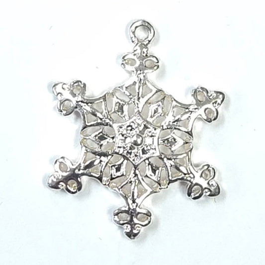 C0104 | Classic Snowflake Charm | GC1128