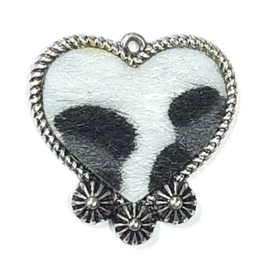C0083 | Western Cowhide Heart Charm | GC1129