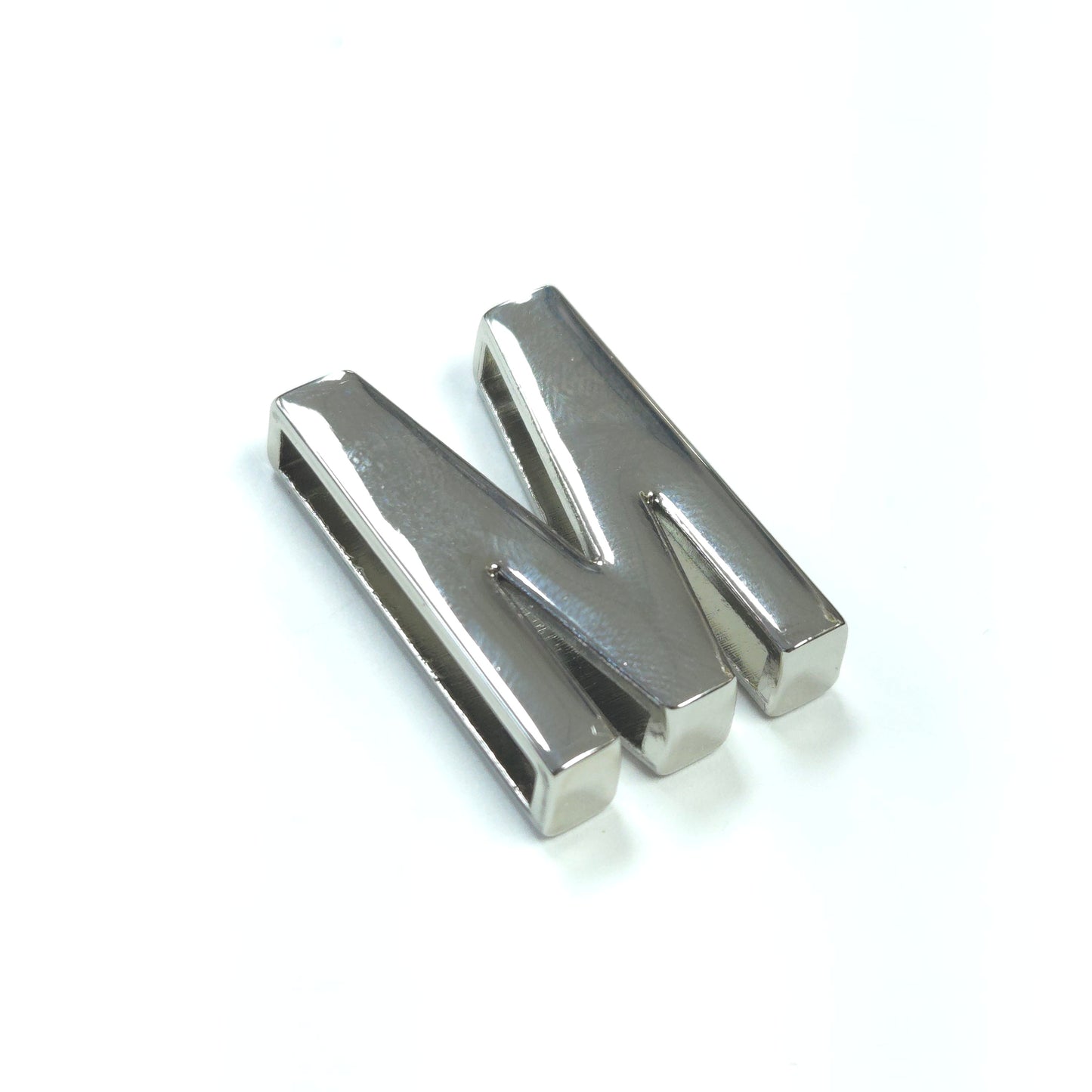 C0027 GC1130 LETTER CHARMS