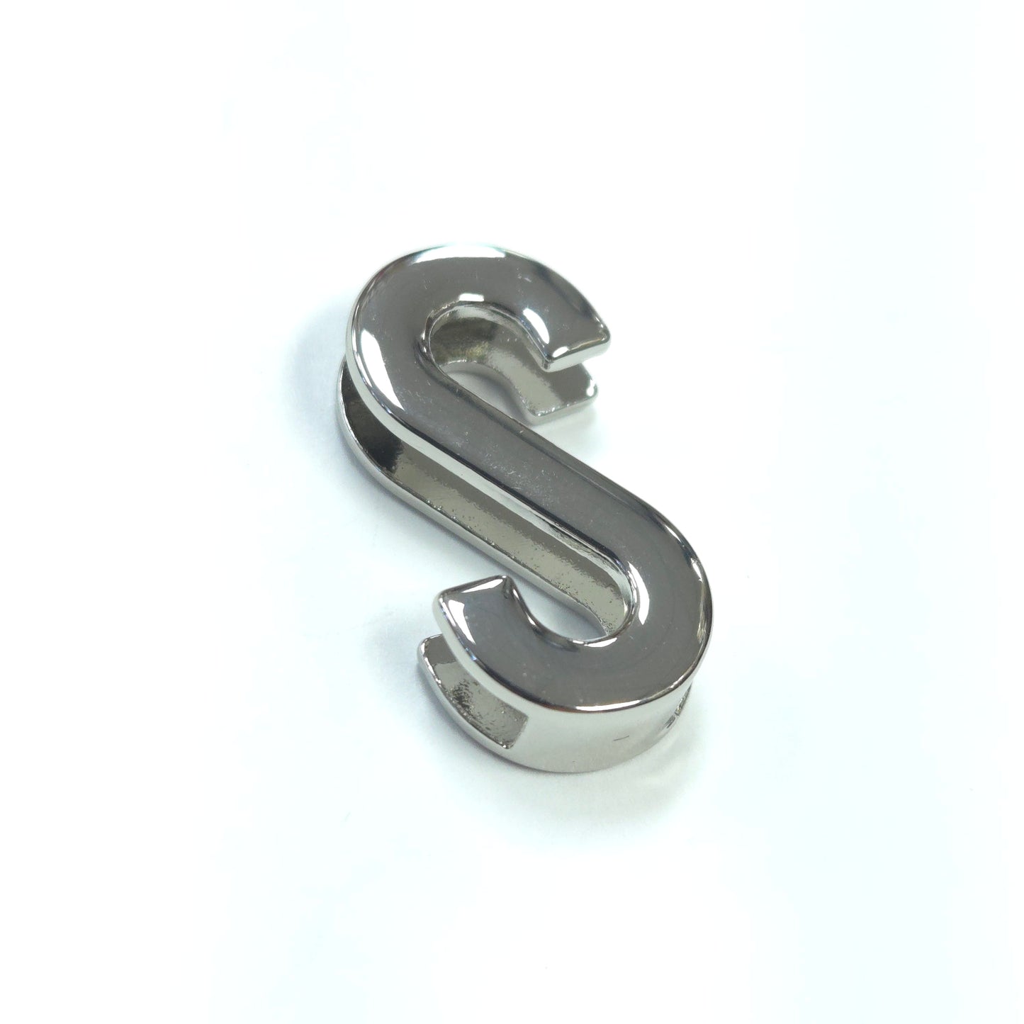 C0027 GC1130 LETTER CHARMS