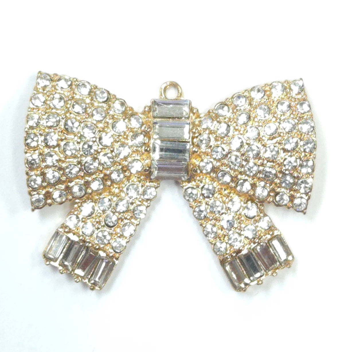 C0040 | Crystal Bow Charm | GC1140