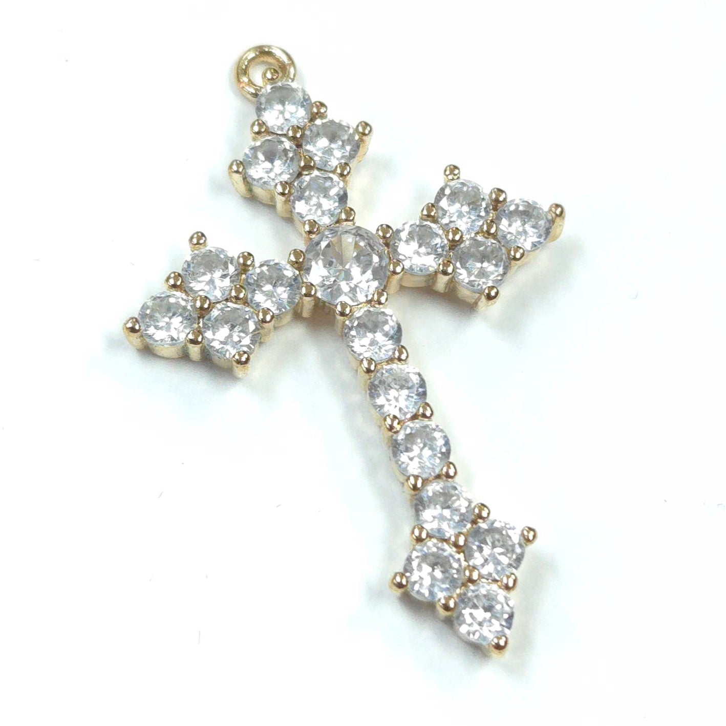C0041 | Crystal Cross Charm | GC1140