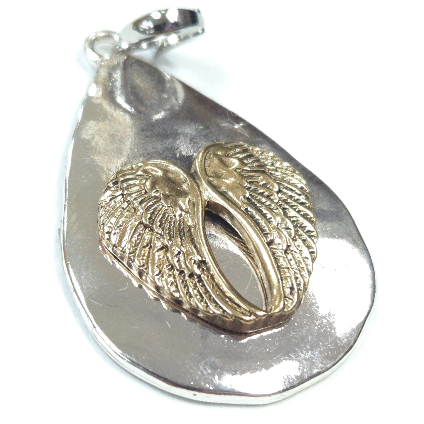 C0047 | Angel Wings Teardrop Charm | GC1140
