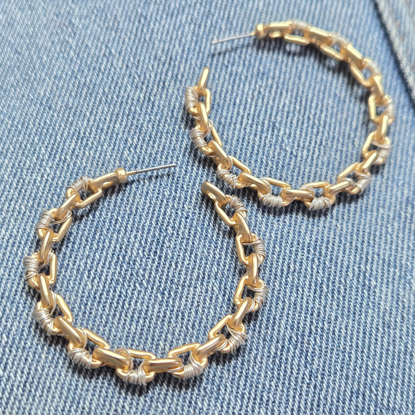 E1391 GSE2973 Circle Shape Drop Post Hoop Earrings