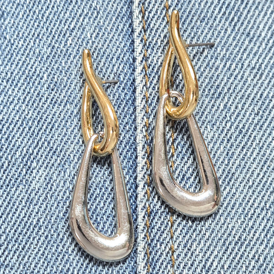 E1099 HE3399 Teardrop Shapes Linked Drop Dangle Earrings