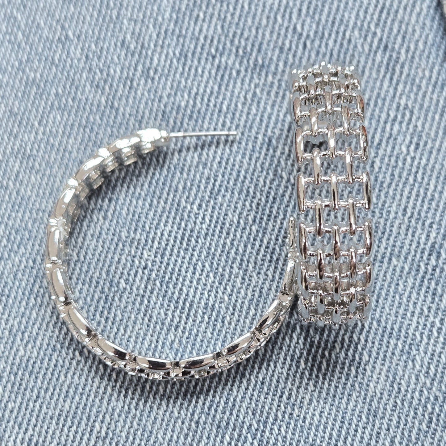E1372 HE3467 Circle Drop Post Hoop Earrings