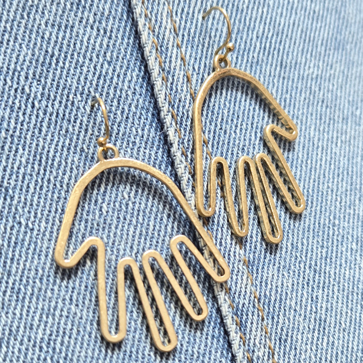 E1252 IE4012 Hand Drop Dangle Earrings