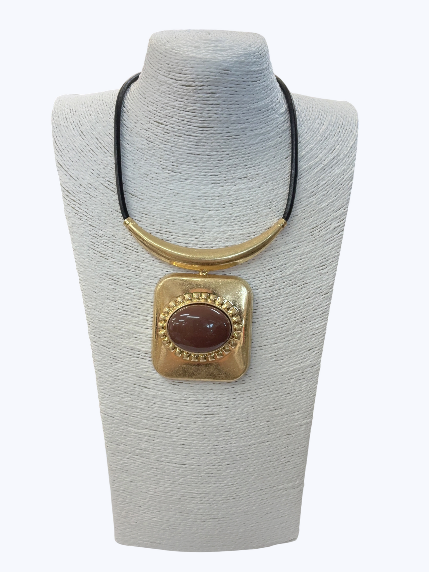 Bold Square Pendant Necklace | N5362