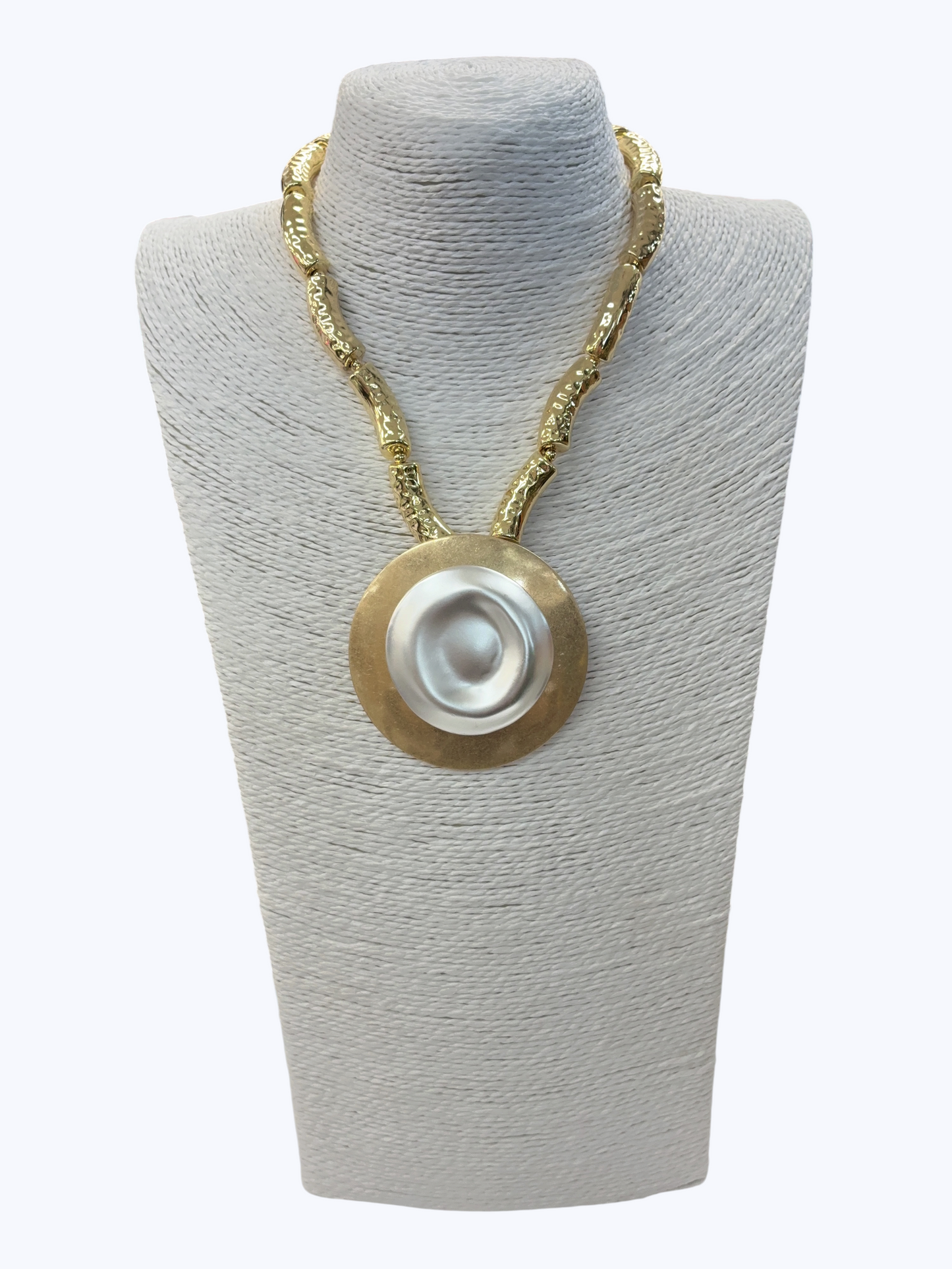 Hammered Circle Pendant Necklace | N5350