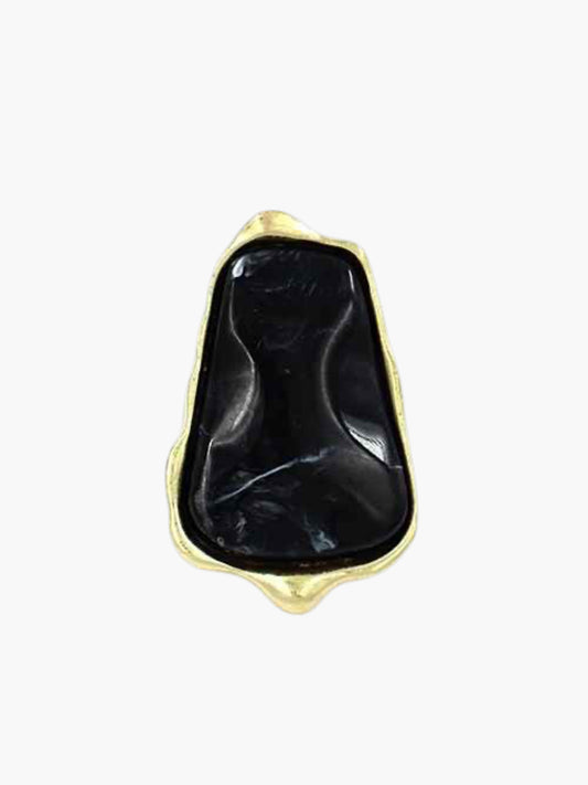 R0121 | Bold Acrylic Ring | KR2139