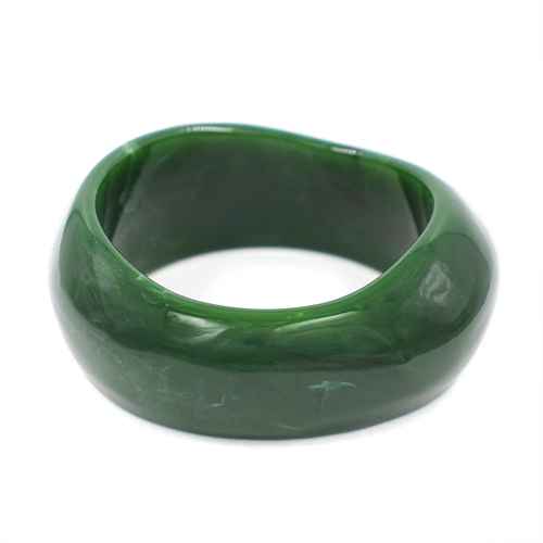 B0332 | Smooth Finish Acrylic Bracelet | KB2210