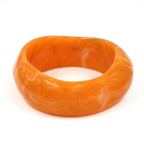 B0332 | Smooth Finish Acrylic Bracelet | KB2210