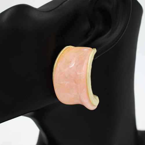 E2477 | Curved Acrylic Hoop Earrings | KE1169